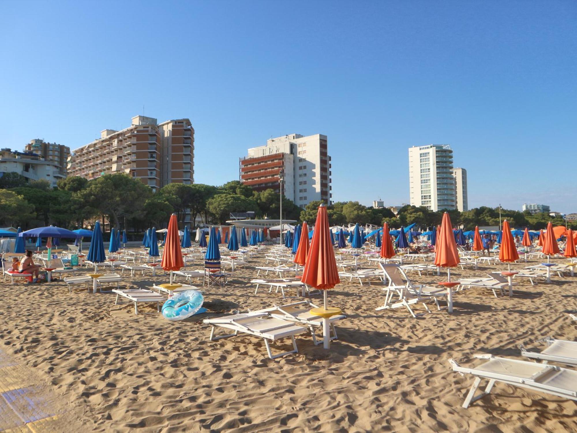 Marco Polo Lägenhet Lignano Sabbiadoro Exteriör bild